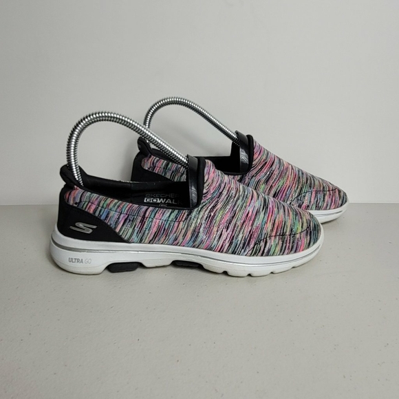 Skechers GoWalk 5 Sneakers- Fantastic Woman's Slip-On Flats Size 6 - Picture 8 of 8